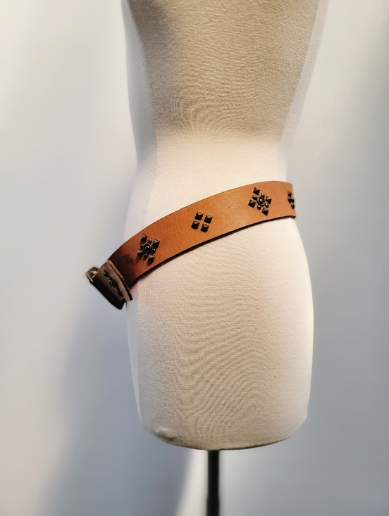 Banana Republic Brown Tan Leather Studded Boho Belt Size Medium Southwestern main image 6